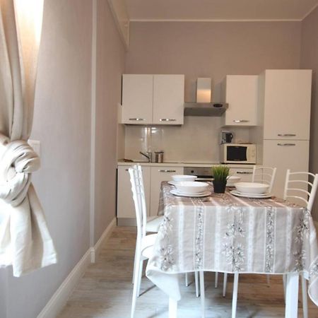 Ferrante Apartment Milan Bagian luar foto