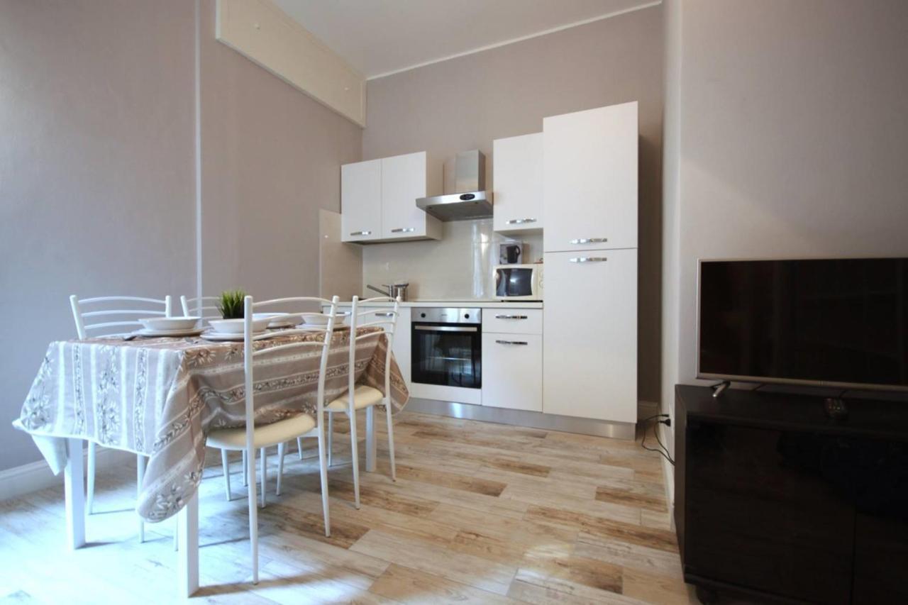 Ferrante Apartment Milan Bagian luar foto